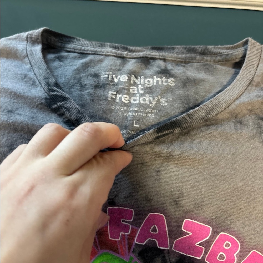 FNAF Grey Tie-Dye Graphic Tee - Freddy Fazbear - Picture 3 of 4